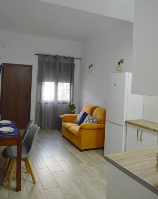 Apartamento Ana'S Cerca Del Parque Tecnologico Málaga Buitenkant foto